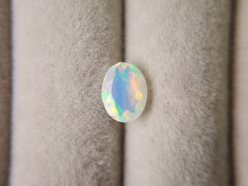 0909-1-5 オパール 0.74ct