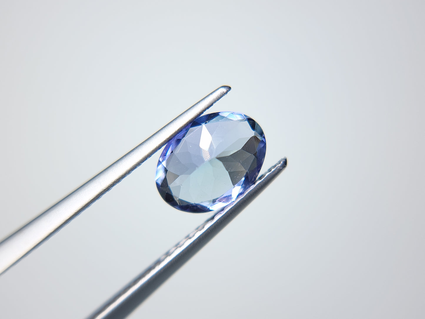 0876-13 バイカラータンザナイト 1.35ct