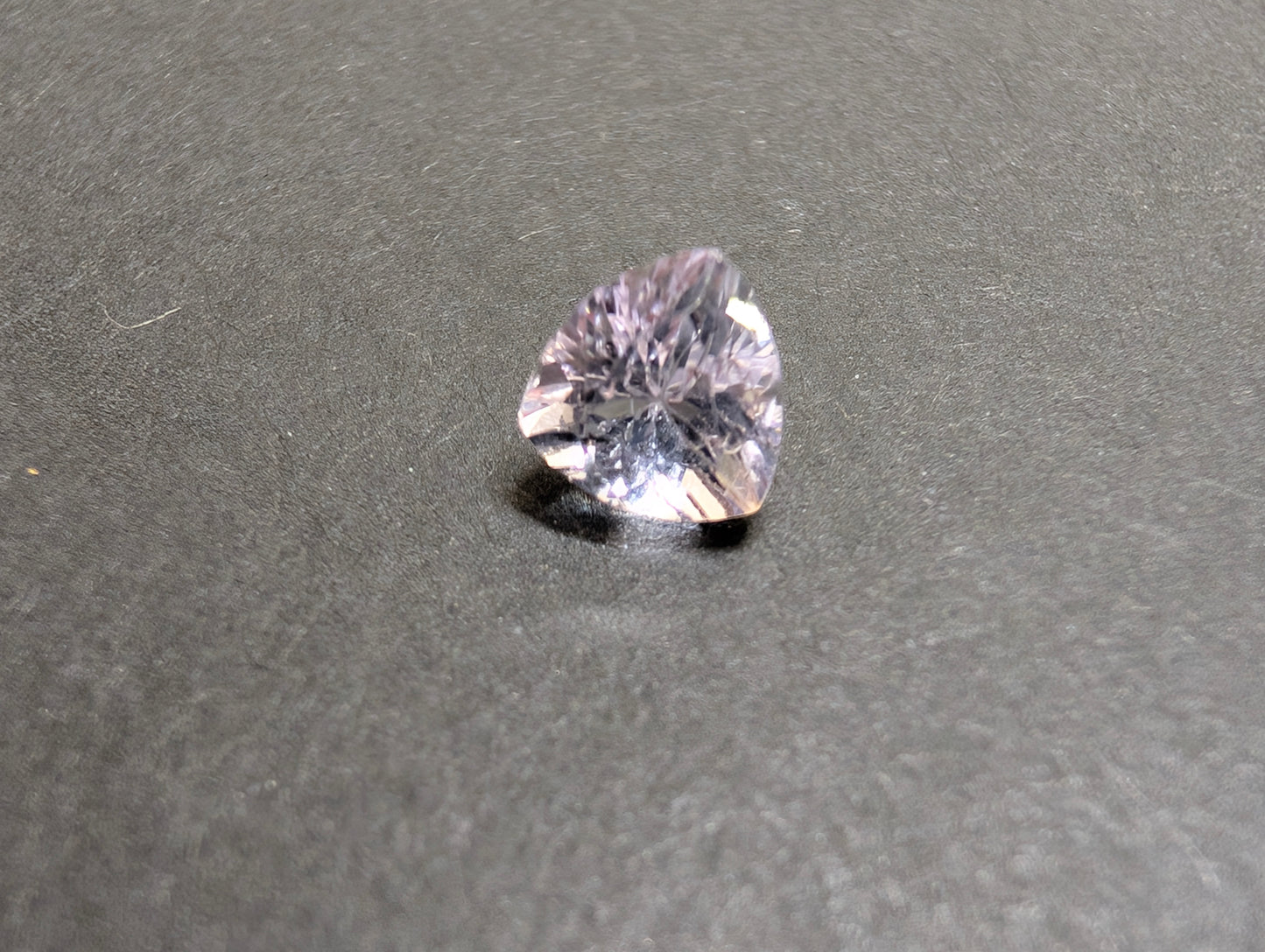 0665 1,650円★ゾイサイト 0.77ct