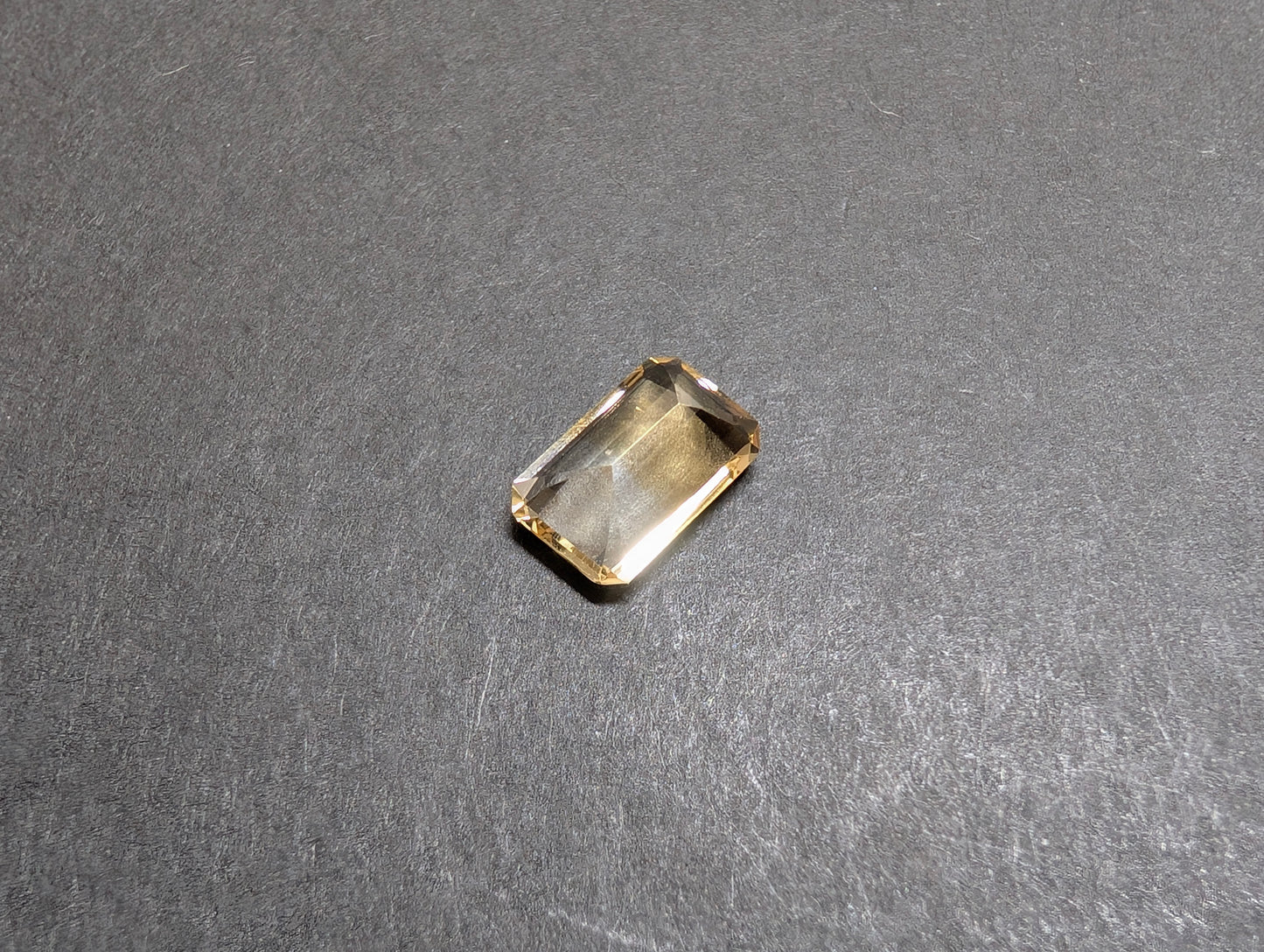 0365 バイカラーシトリン 1.95ct