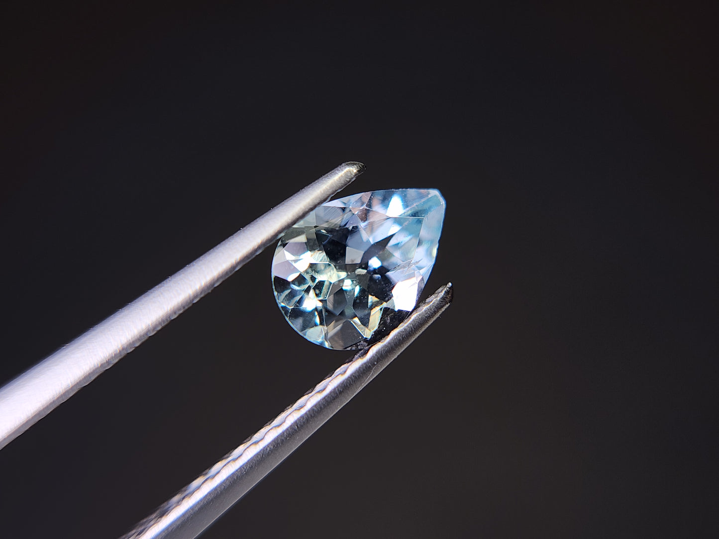 0008-10 アクアマリン ペアシェイプ 0.48ct