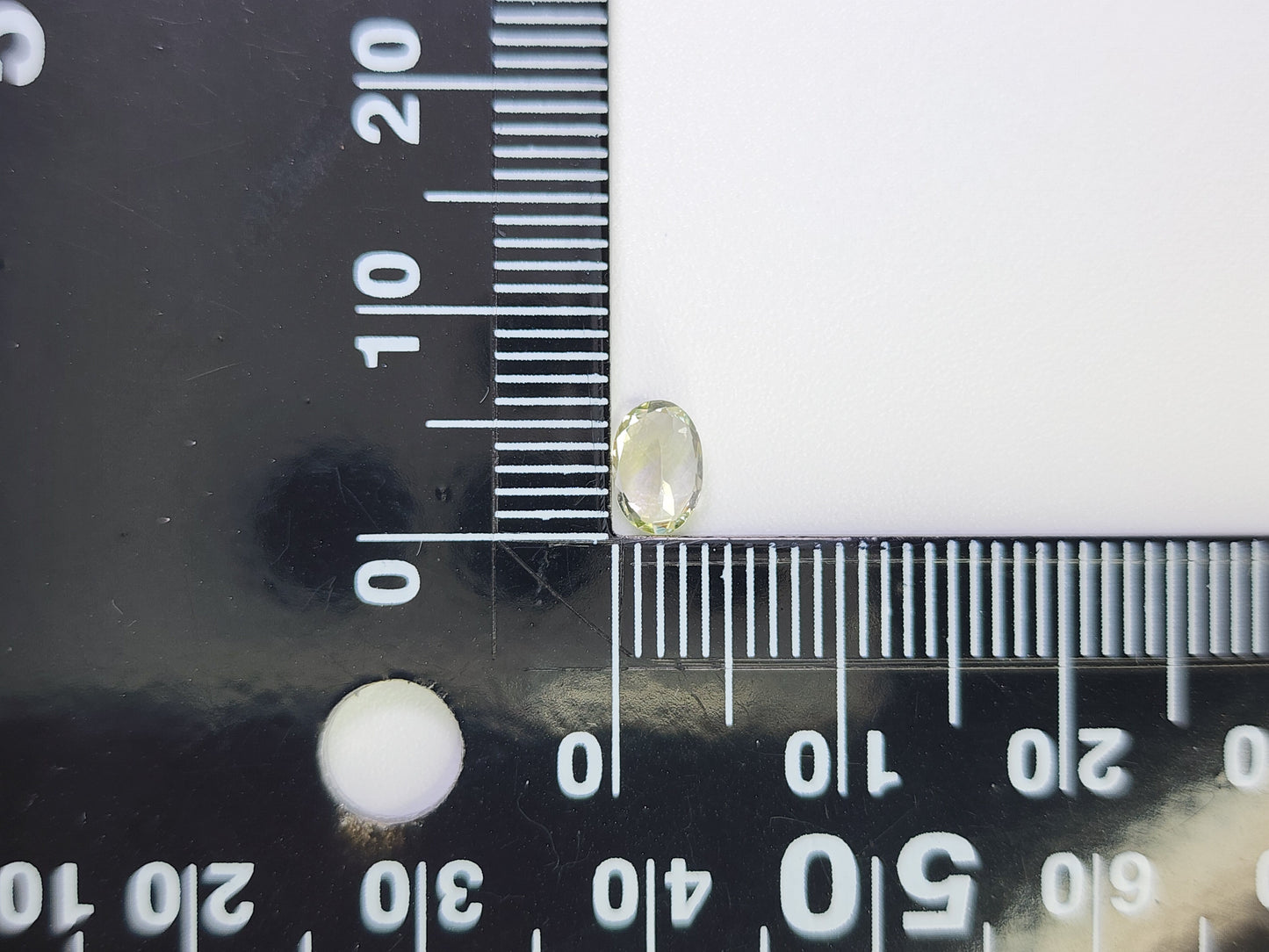 0655-9-2 ゾイサイト 0.59ct
