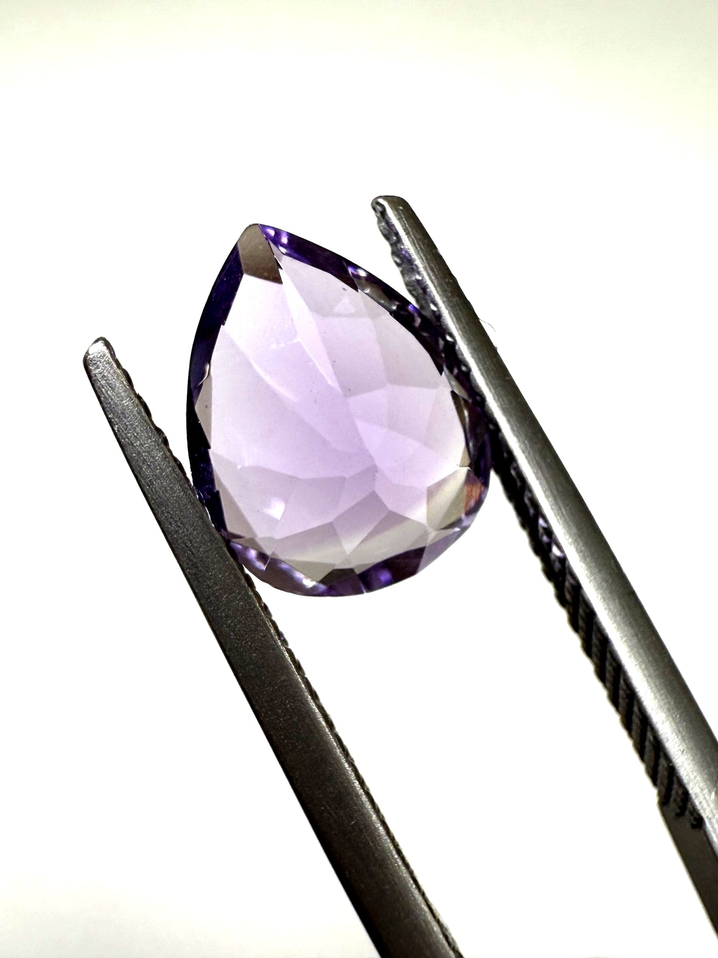 0036【ランダム発送】アメジスト ペアシェイプカット 〈1個あたり約2.20ct〉