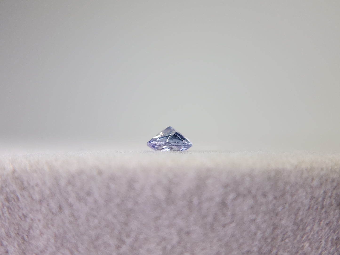 0657-25-1 ゾイサイト 0.35ct