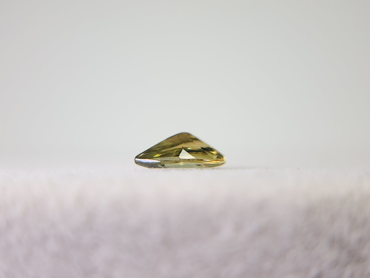 0644-8 ゾイサイト 0.35ct