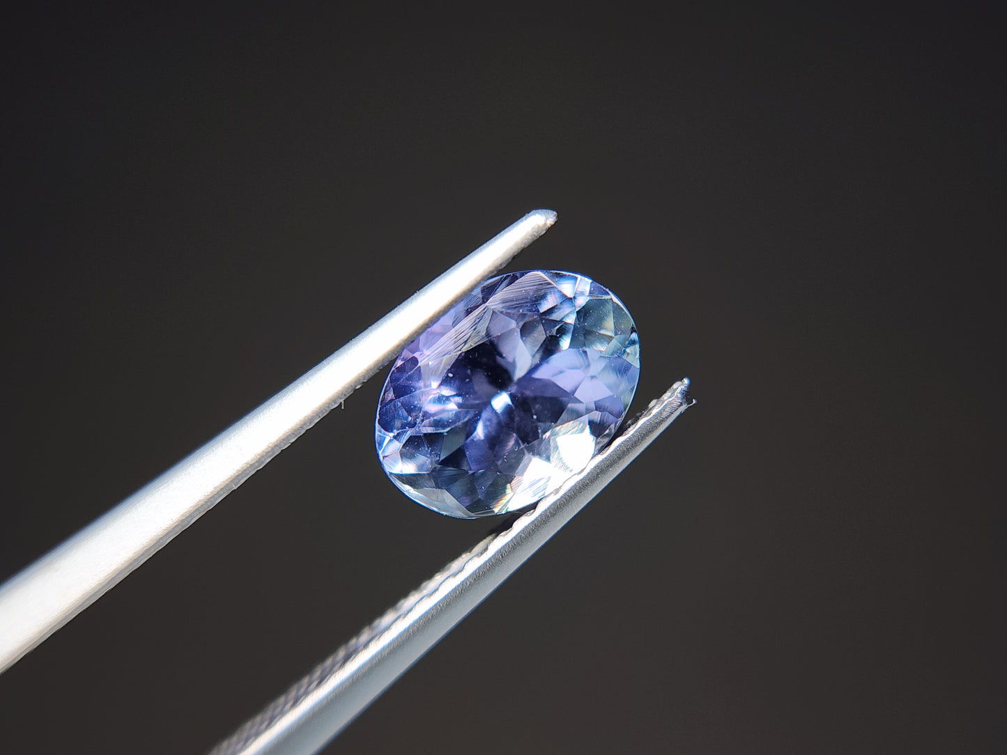 0876-15 バイカラータンザナイト 1.34ct