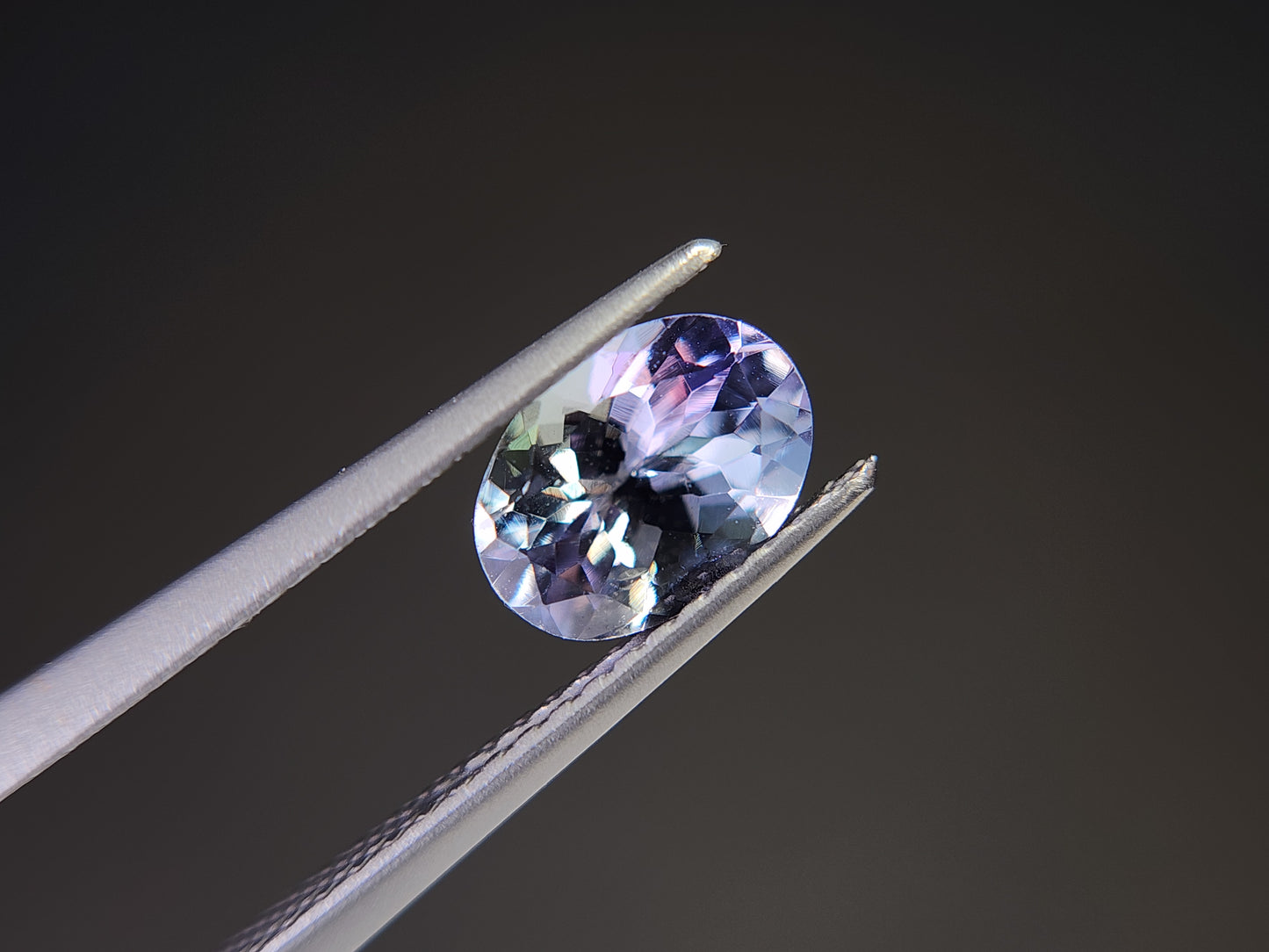 0876-19 バイカラータンザナイト 1.28ct