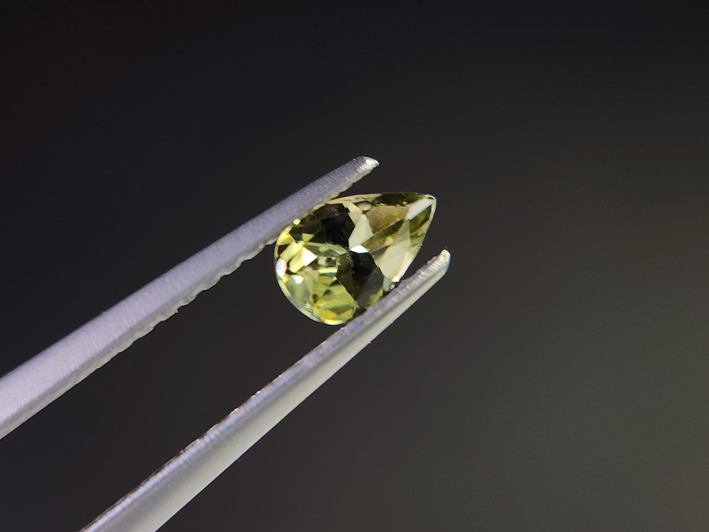 0644-8 ゾイサイト 0.35ct