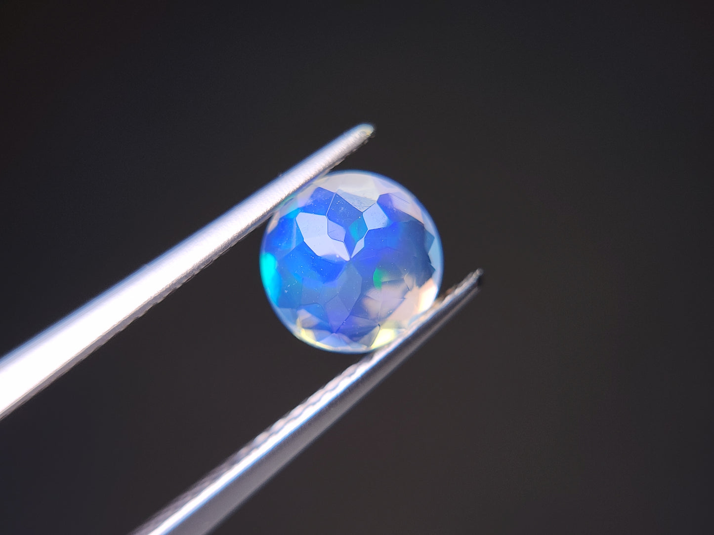 0916-7 オパール 0.78ct
