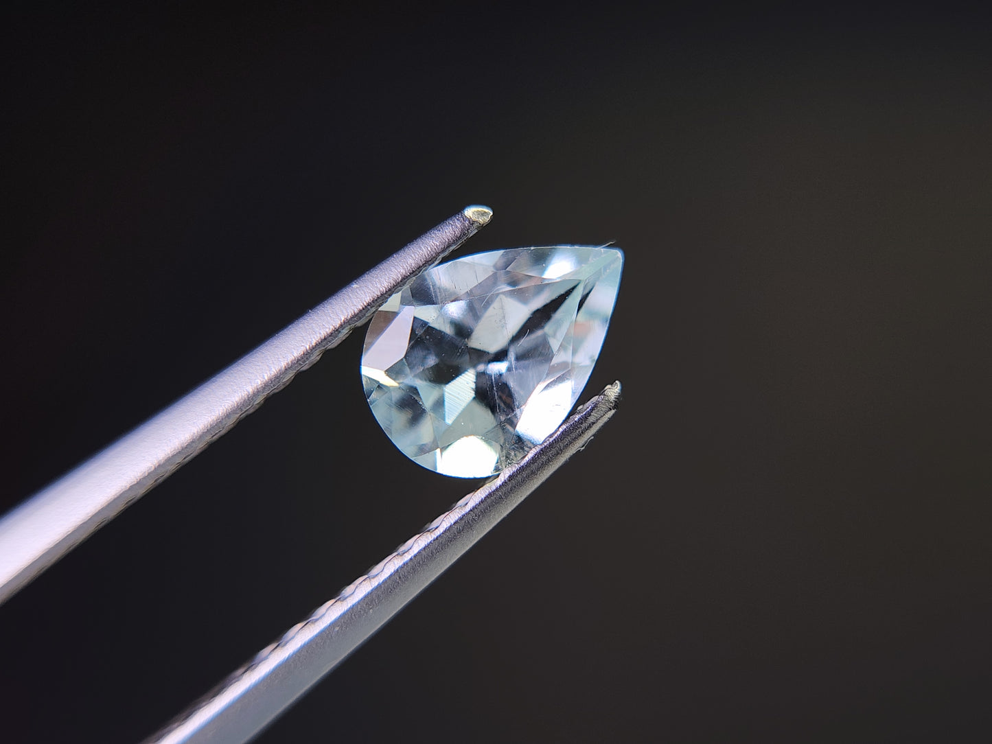 0008-2 アクアマリン ペアシェイプ 0.59ct