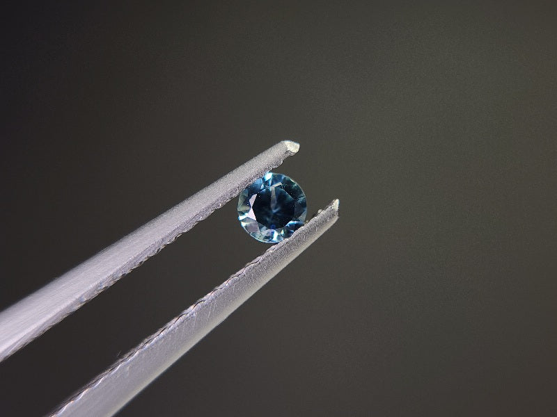 0090-9 モンタナサファイア 0.14ct