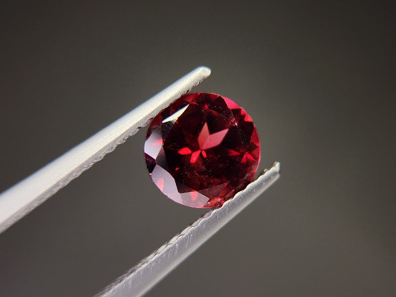 0910-2-12 ガーネット 1.54ct