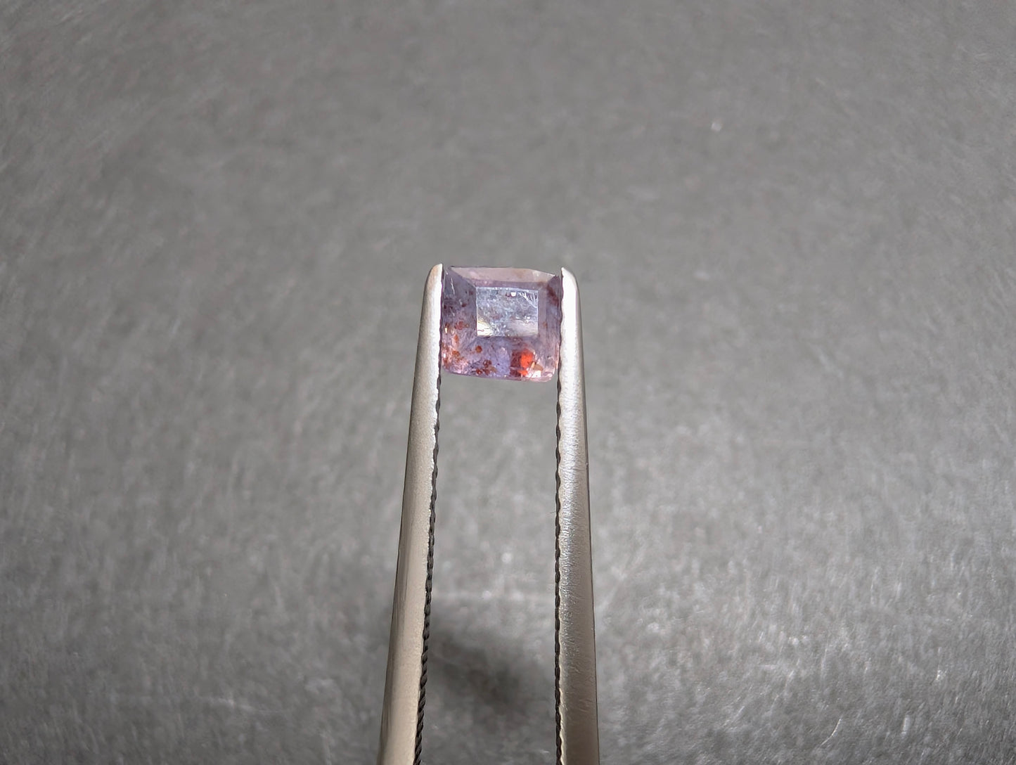 0324 アイオライトサンストーン 0.38ct