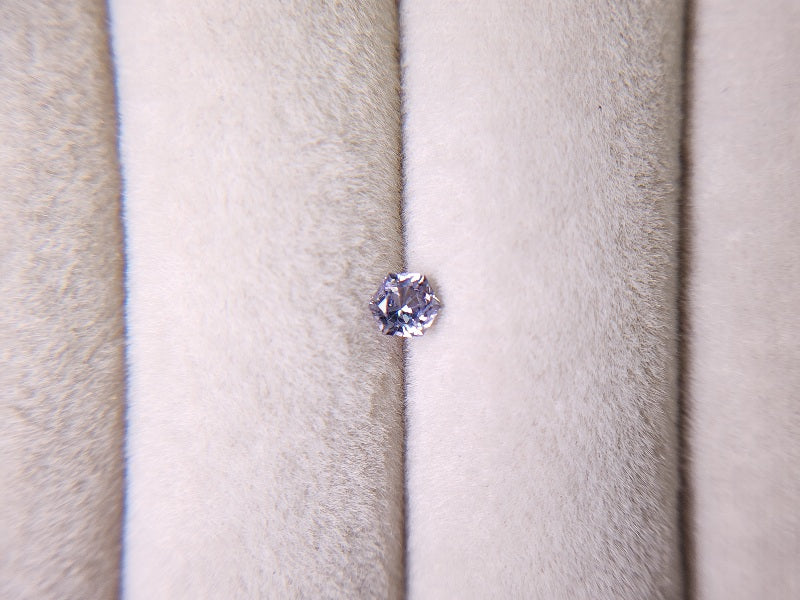 0002-7 スピネル 0.23ct