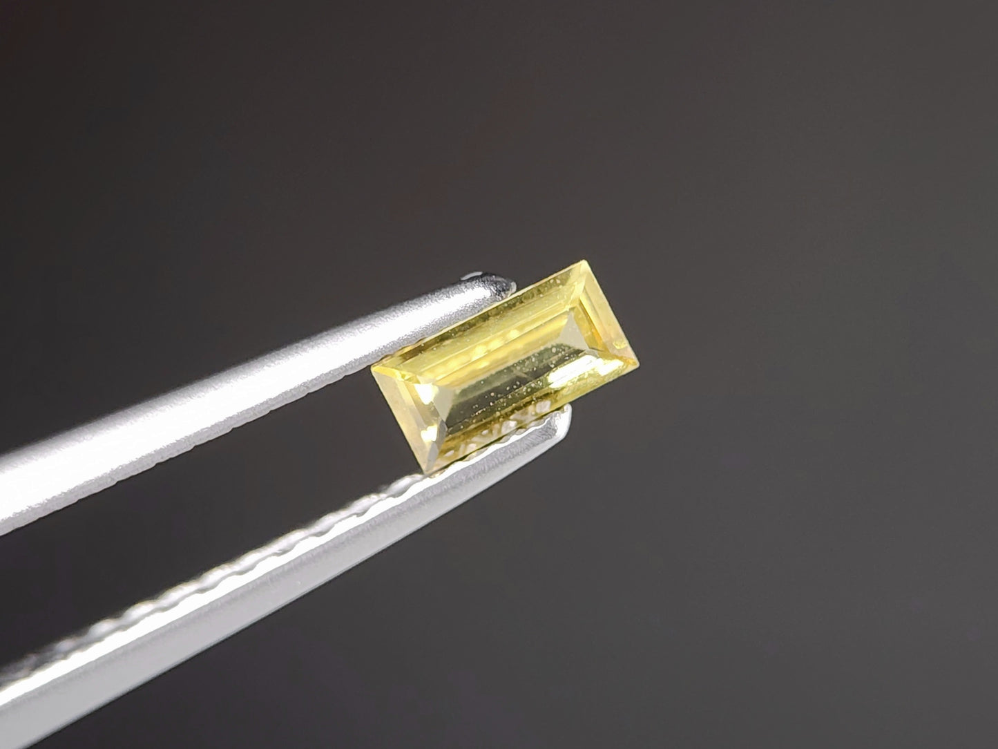 0162-6 サファイア 0.19ct