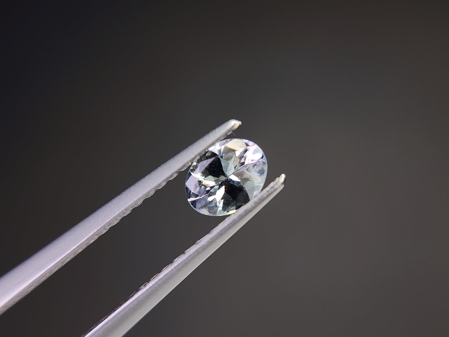 0654-5-3 ゾイサイト 0.38ct
