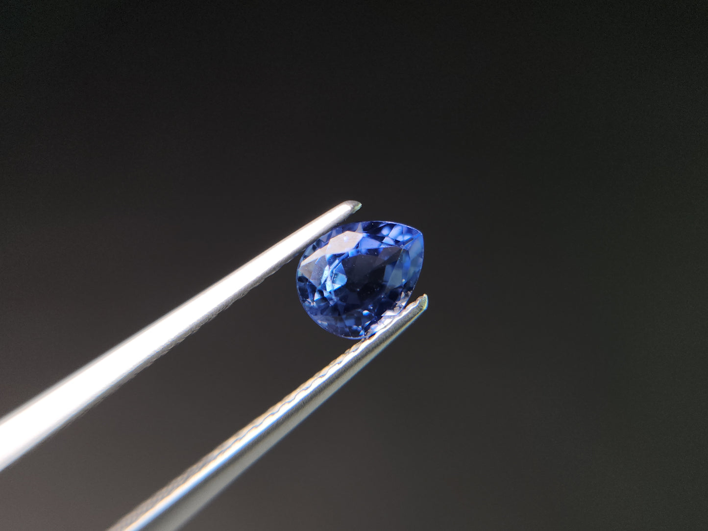 0904-1 サファイア 0.76ct