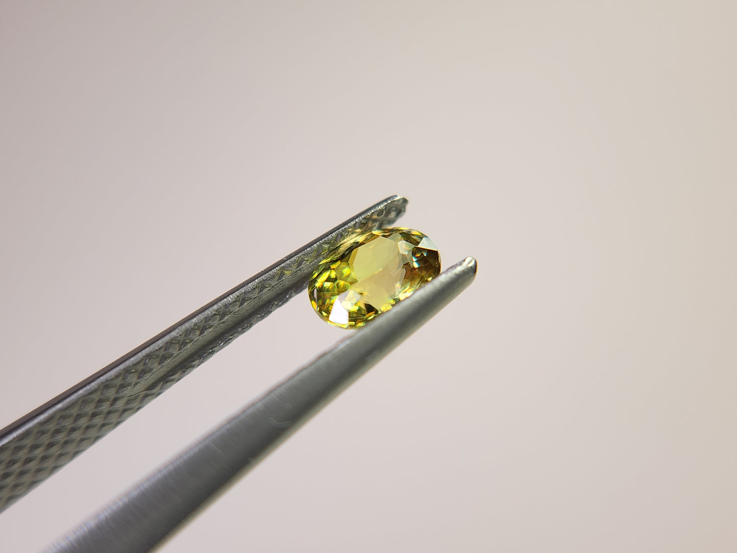 0932-1 スフェーン 0.46ct