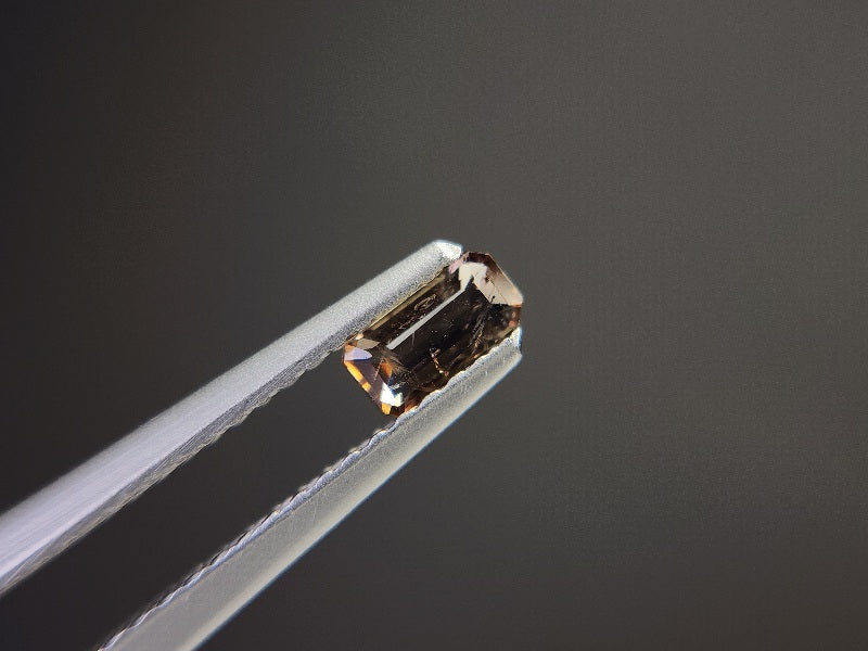 【期間限定】10/23まで アキシナイト 0.23ct 13