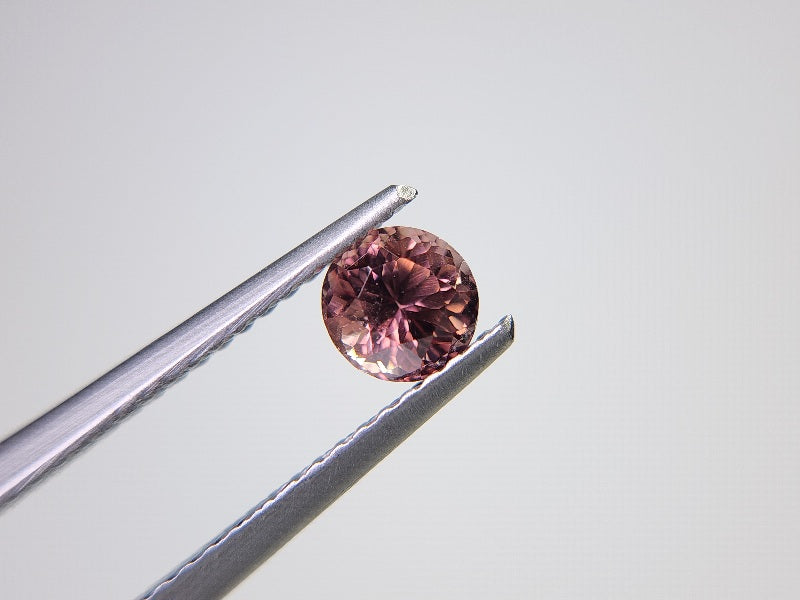0935-8 ピンクジルコン 0.70ct