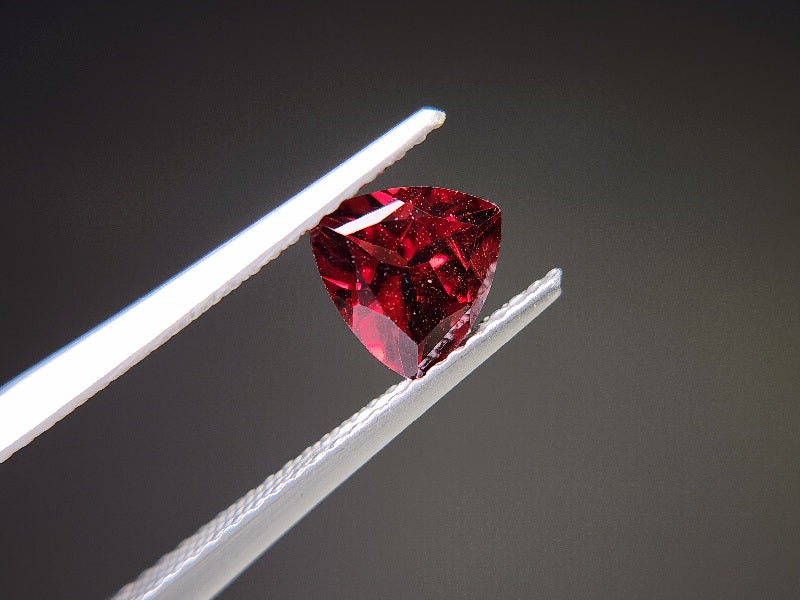 0910-1-7 ガーネット 1.32ct