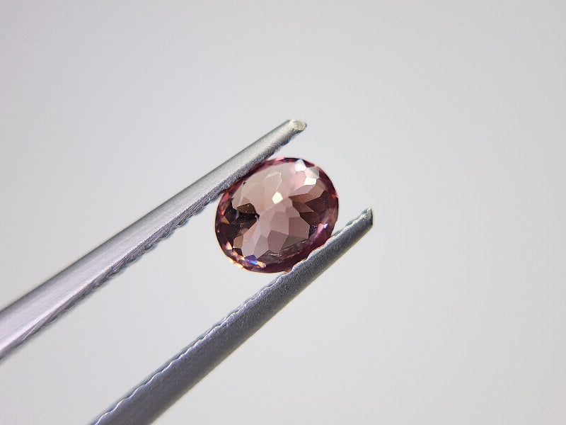 0935-10 ピンクジルコン 0.81ct
