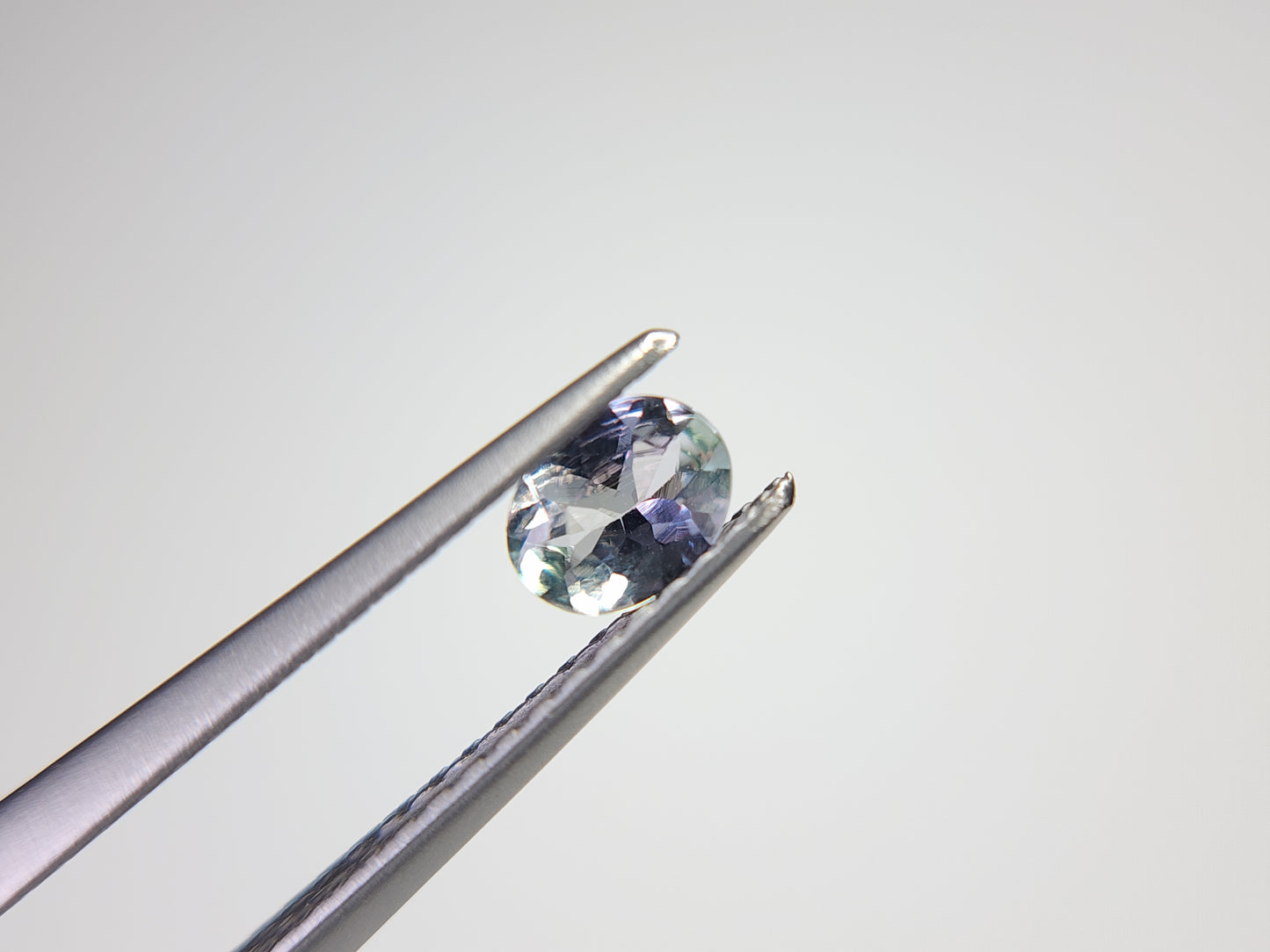 0654-5-8 ゾイサイト 0.26ct