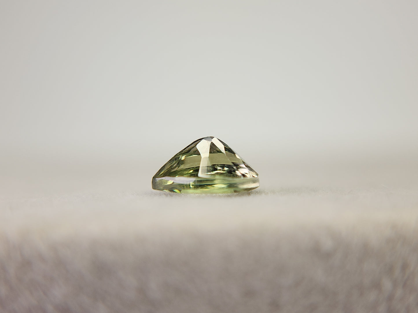0644-11-1 ゾイサイト 0.53ct