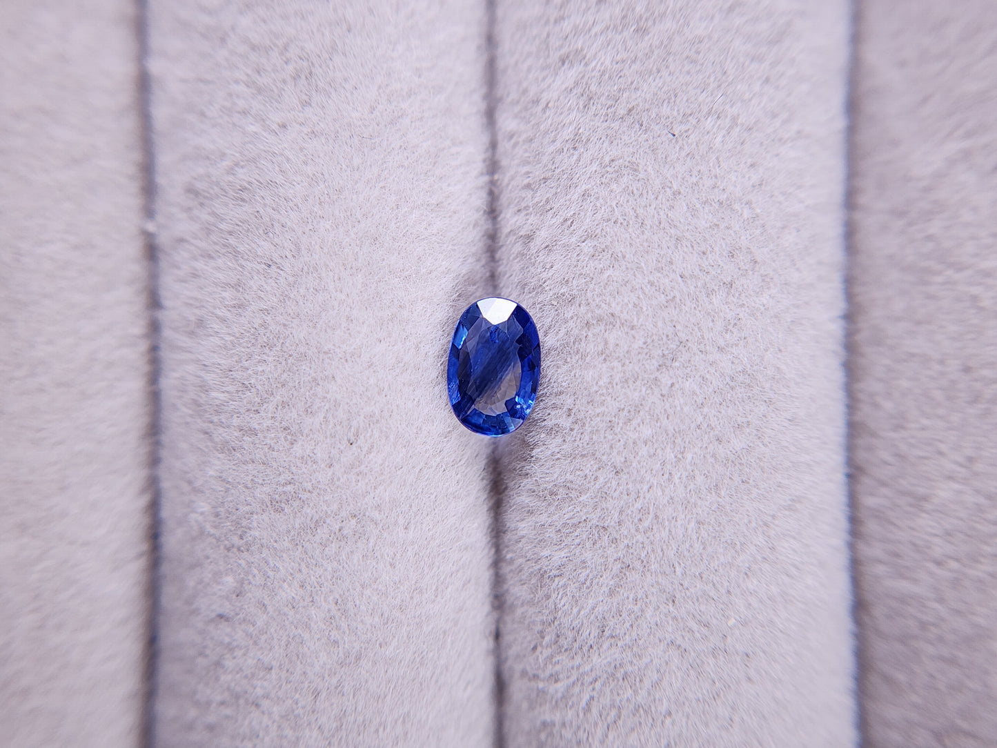 0904-5 サファイア 0.49ct