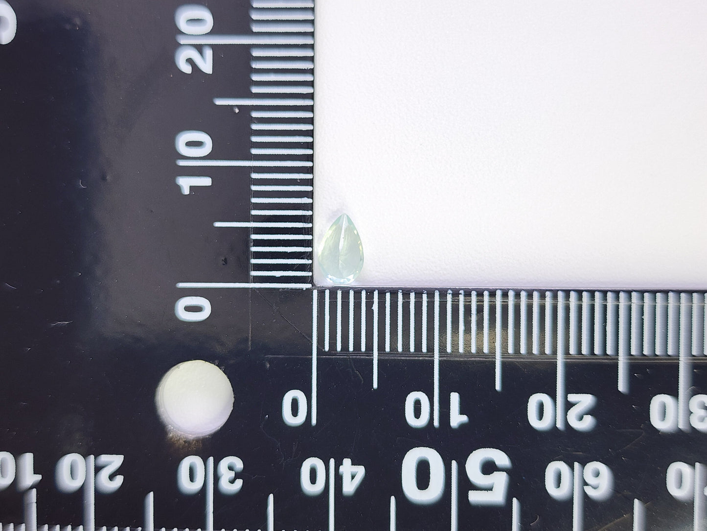 0878-2-4 グリーンベリル 0.33ct