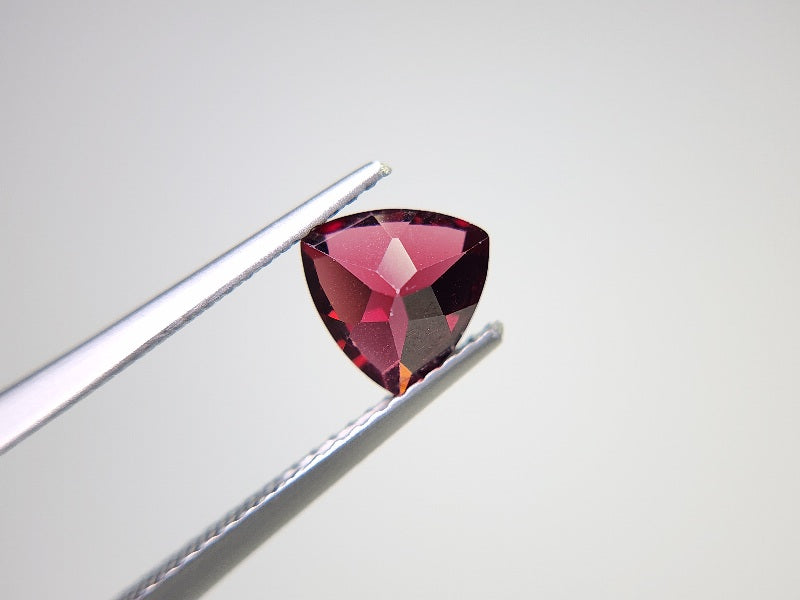 0910-1-11 ガーネット 1.51ct