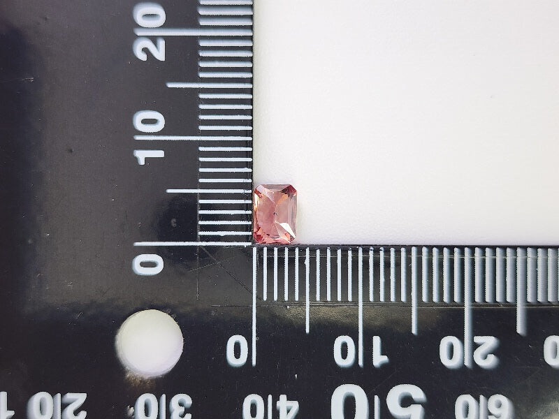 0935-9 ピンクジルコン 0.78ct