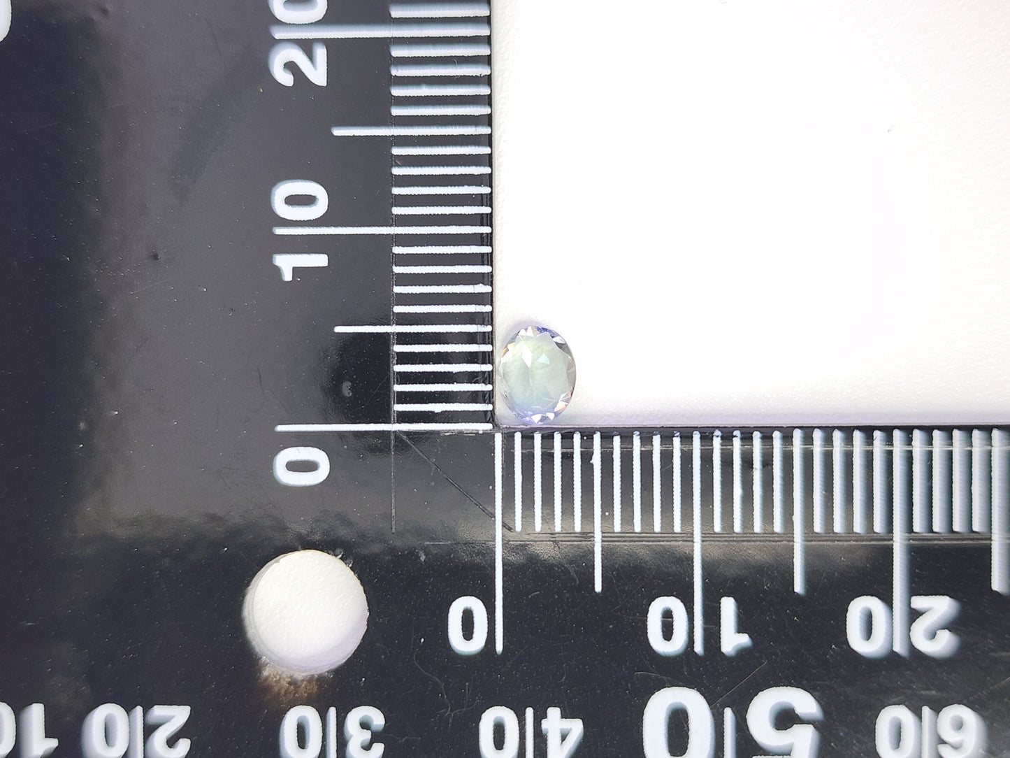 0654-5-1 ゾイサイト 0.32ct