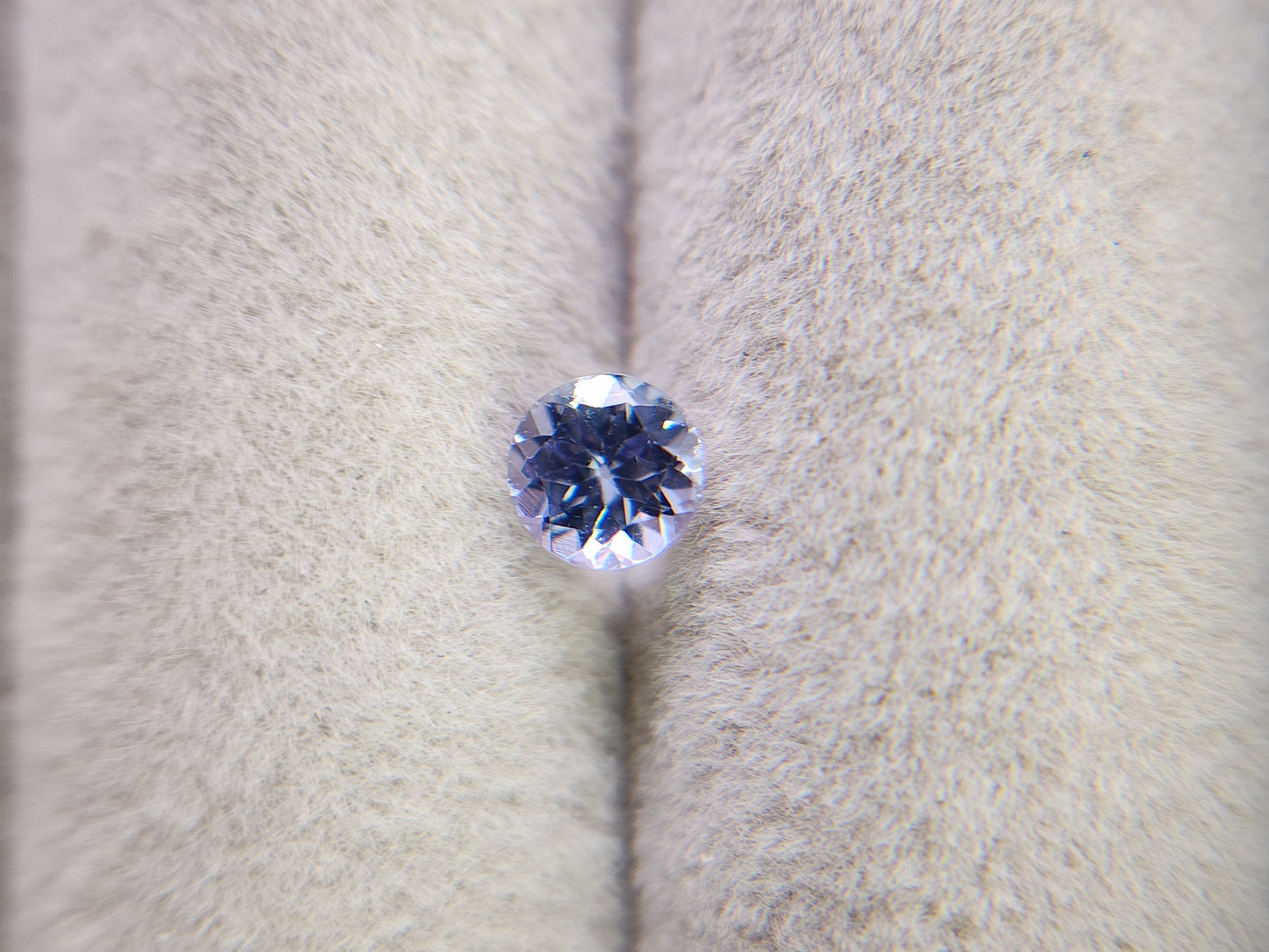 0657-24-8 ゾイサイト 0.43ct