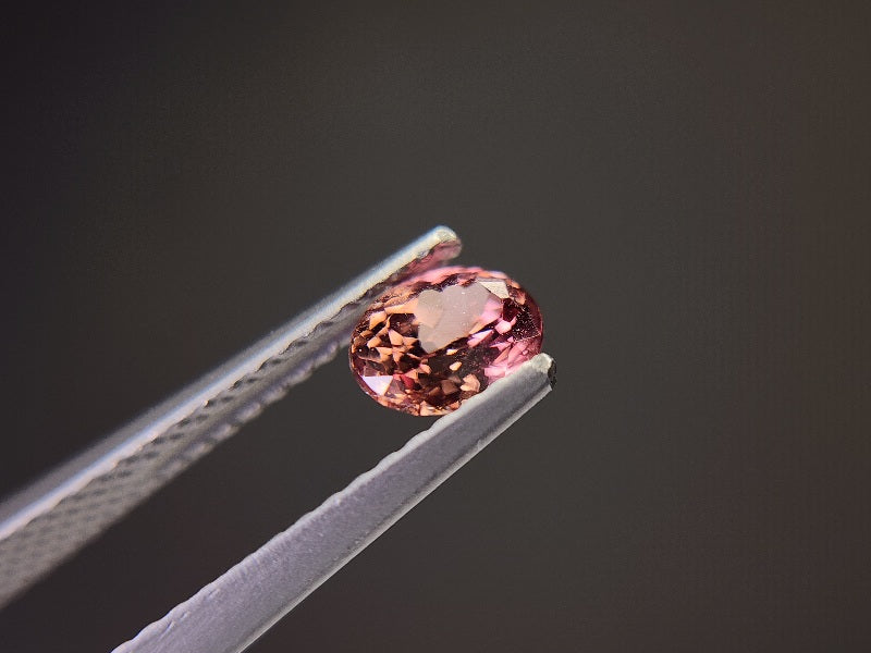 0935-10 ピンクジルコン 0.81ct