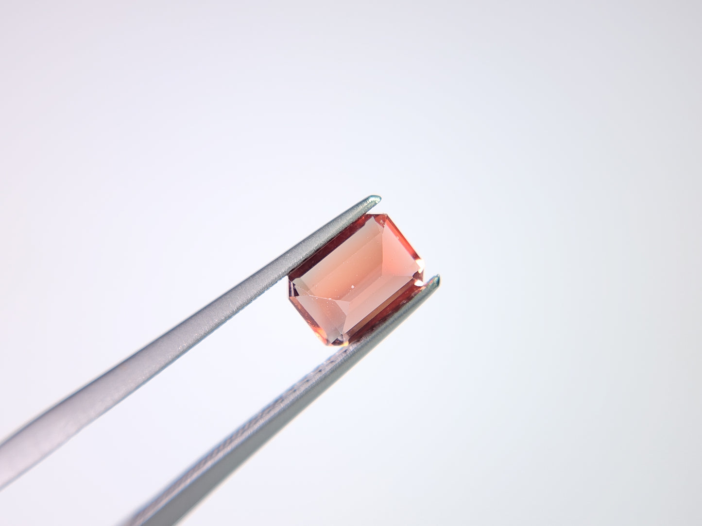 0151-3-1 バイカラーアンデシン 1.10ct