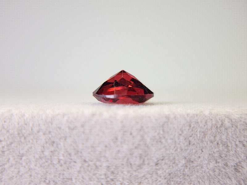 0910-2-13 ガーネット 1.46ct