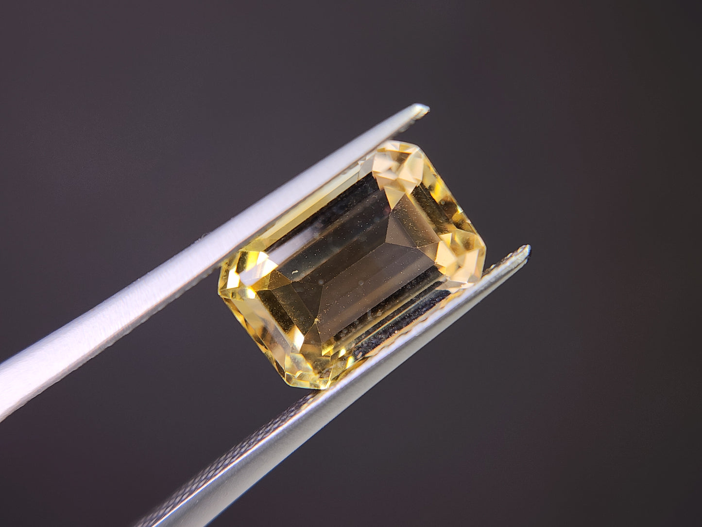 0365-4-3 バイカラーシトリン 2.95ct