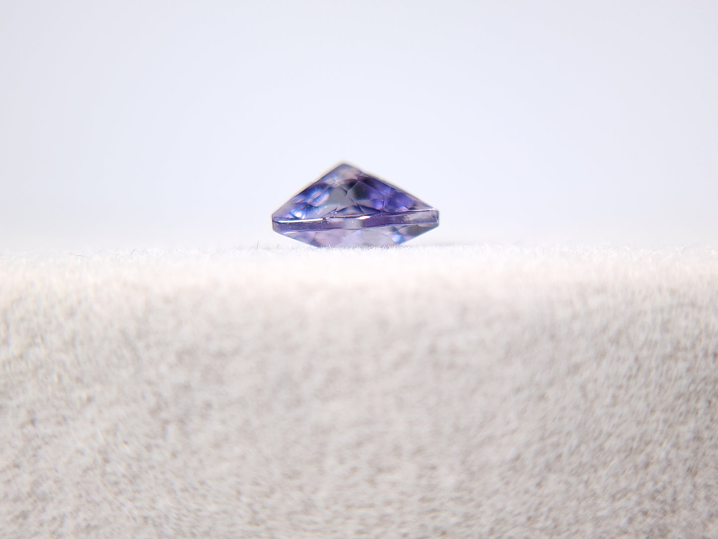 0646-3 ゾイサイト 0.90ct