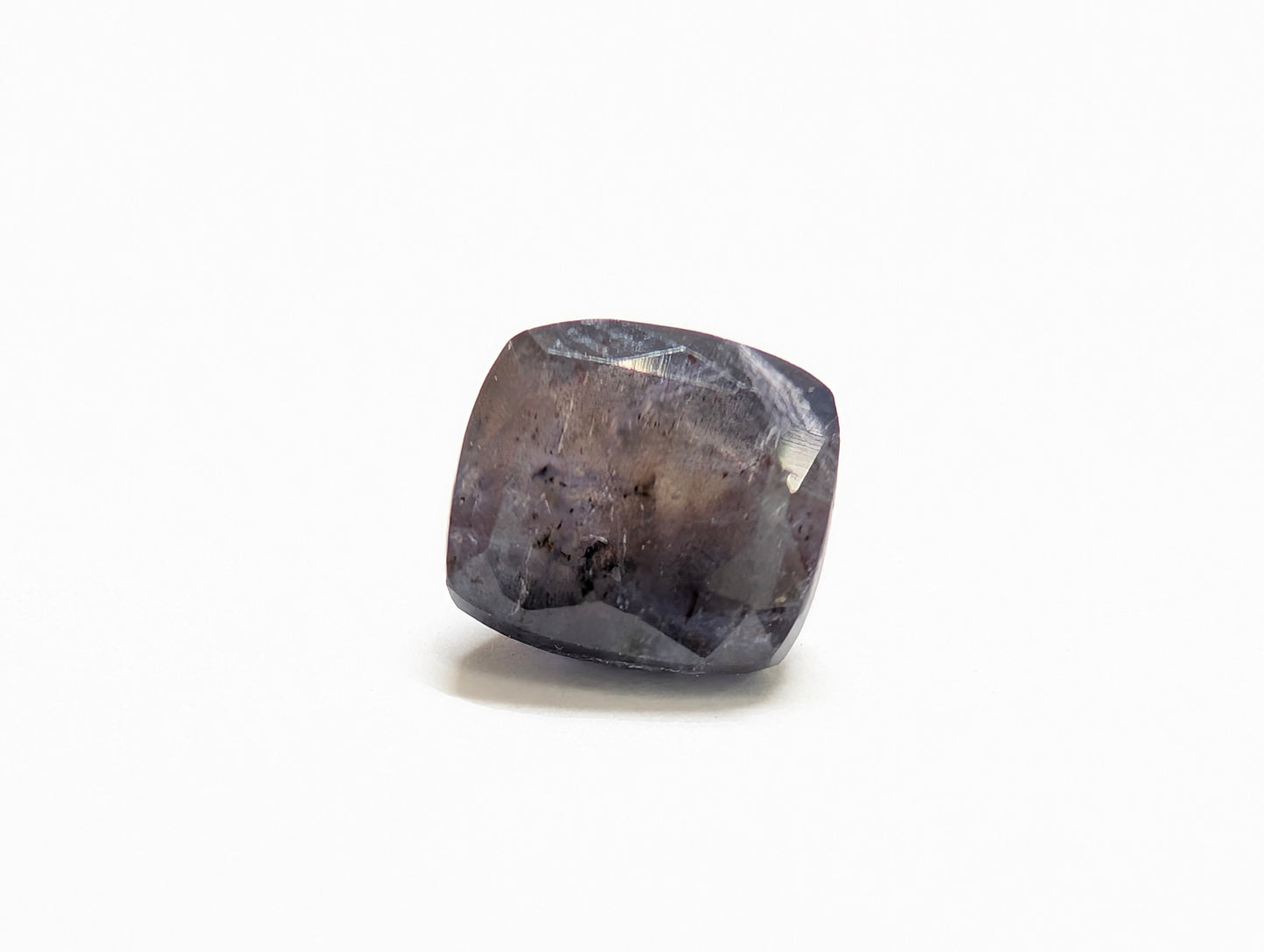 0243 アイオライトサンストーン 1.35ct