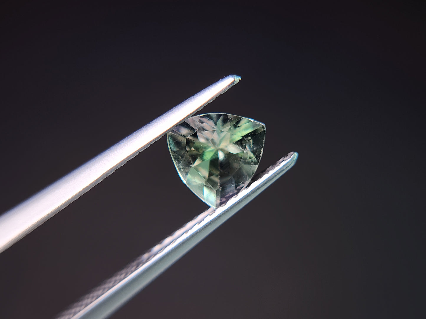 0649-1 ゾイサイト 0.68ct
