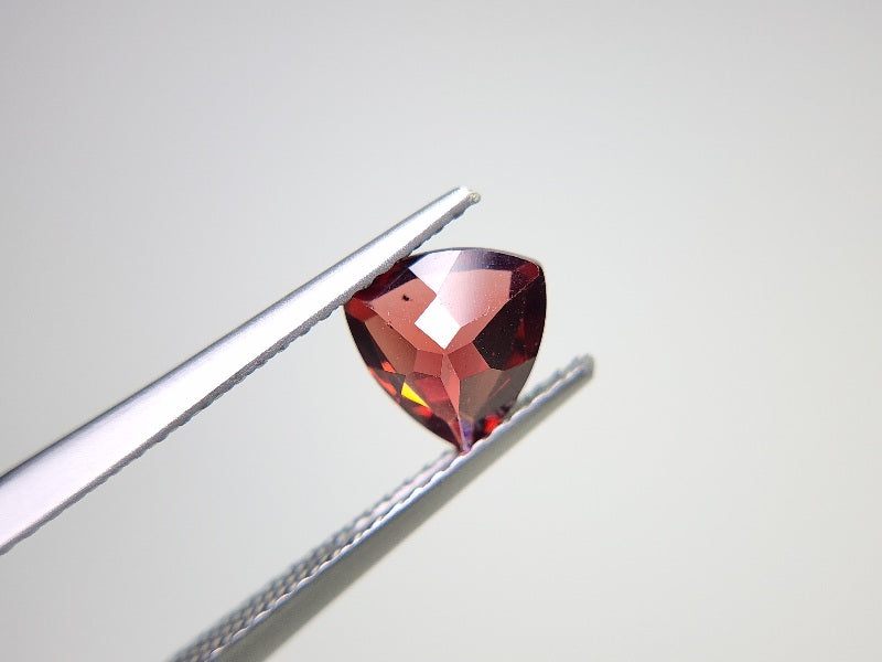 0910-1-10 ガーネット 1.13ct