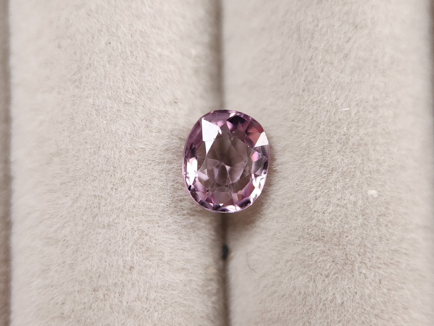 0820 スピネル 1.33ct