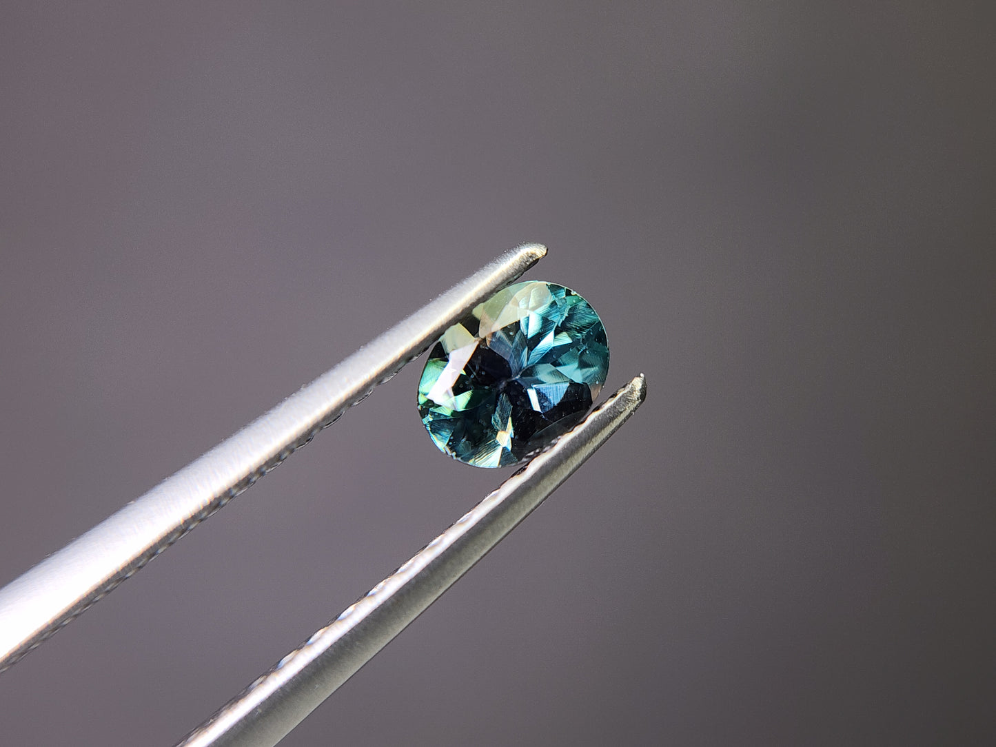 0654-10 ゾイサイト 0.39ct