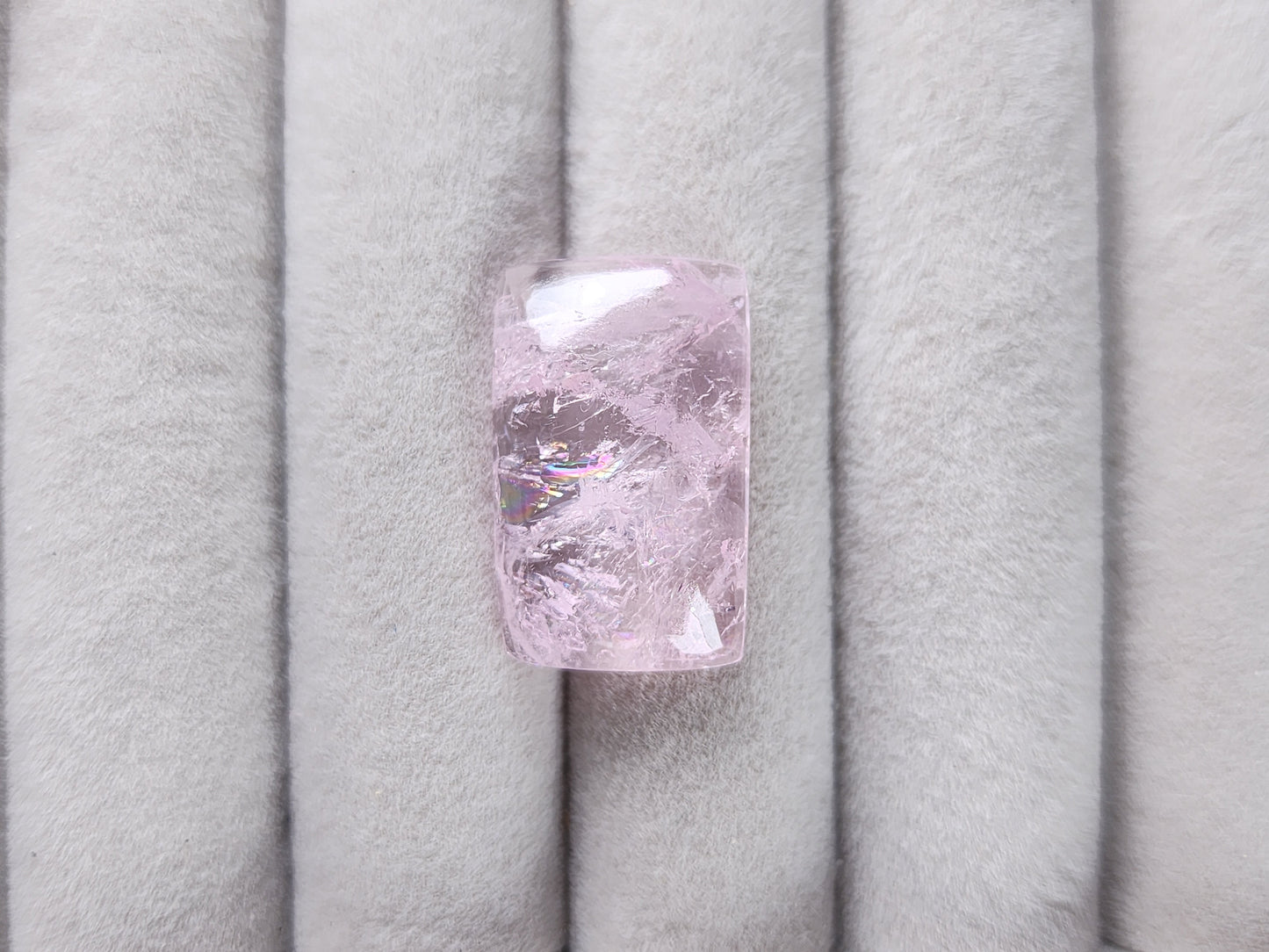 0908-7 虹入り!モルガナイト 16.39ct