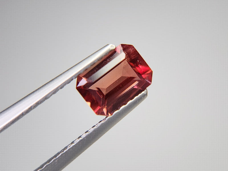 0151-2-3 バイカラーアンデシン 1.07ct