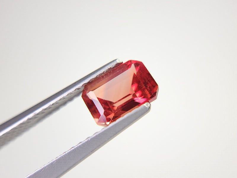 0151-2-9 バイカラーアンデシン 1.03ct