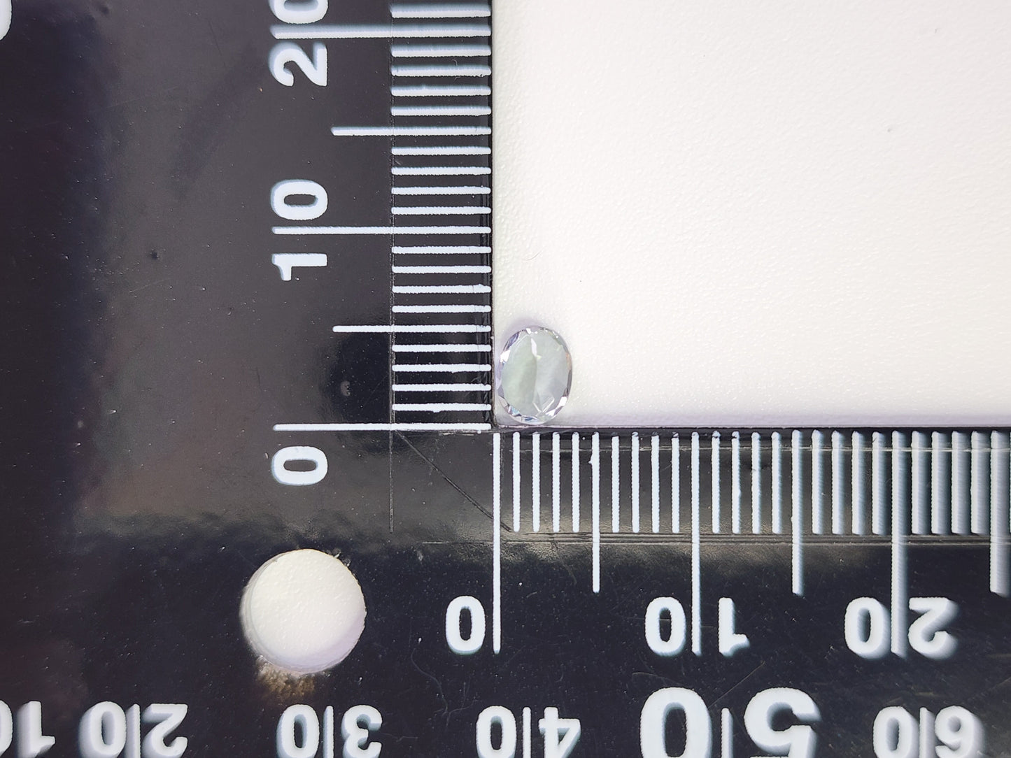 0654-5-4 ゾイサイト 0.38ct
