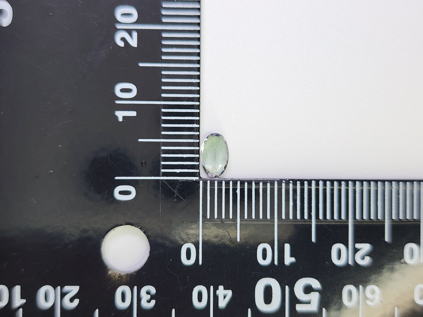 0655-12-4 ゾイサイト 0.44ct