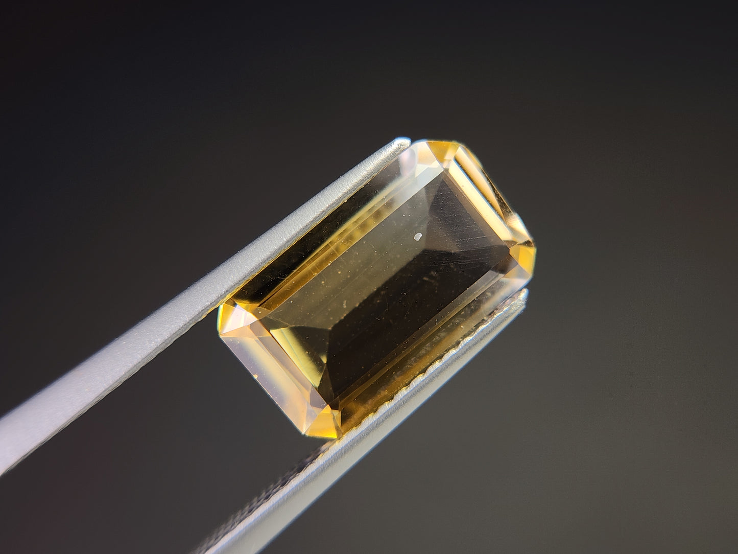 0365-4-1 バイカラーシトリン 2.97ct